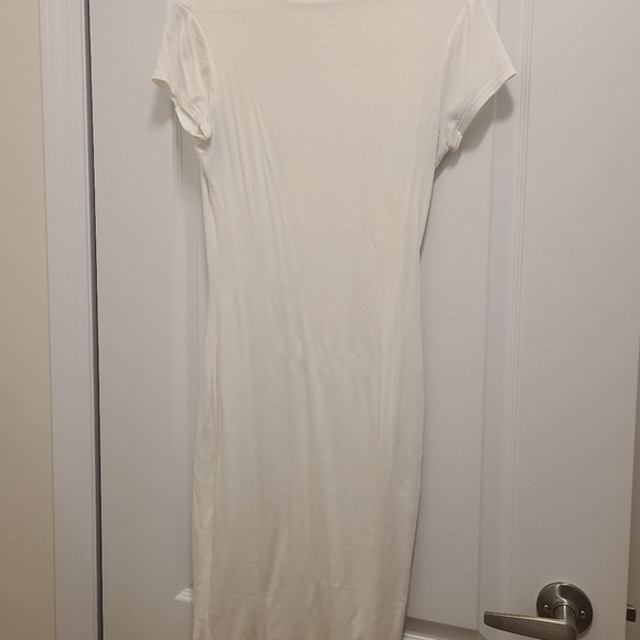 White dress - Picture 2 of 2